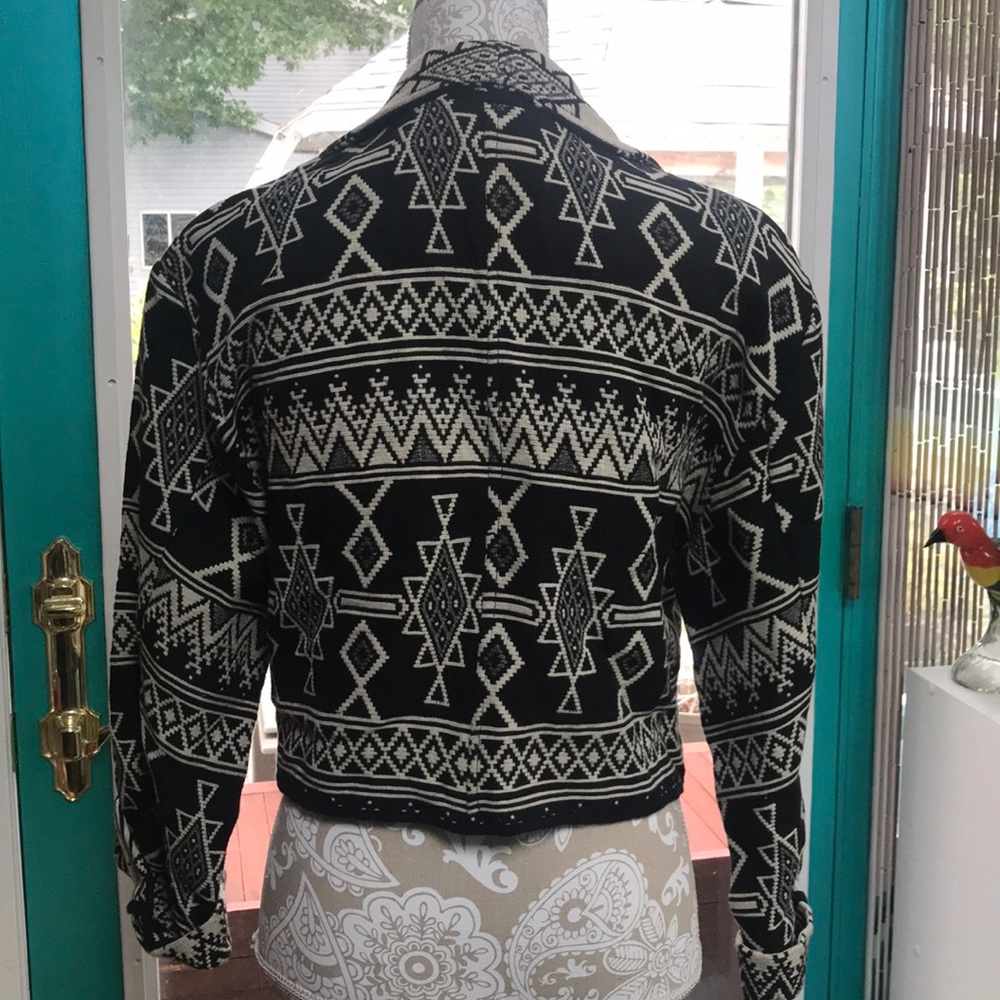 Aztec Print Reversible Crop Jacket - image 5